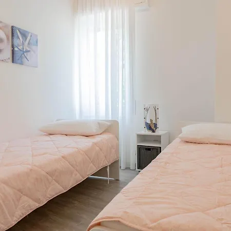 H11 Casa Del Sole Parcheggio - Vista Mare شقة سانريمو